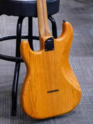 Fender - Limited Edition American Professional II Stratocaster HSS HT, Roasted Maple Fingerboard - Aged Natural 2